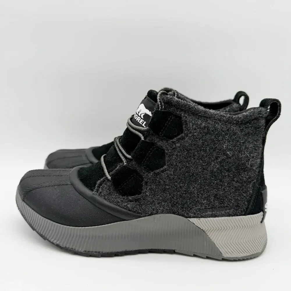Sorel womens out